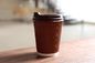 tazas de papel biodegradables de la taza de café de Kraft de la pared doble disponible de la taza de papel del café 16oz para las bebidas calientes