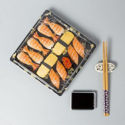Bandejas para llevar del sushi de comida del cuadrado del partido plástico disponible japonés del envase con la tapa